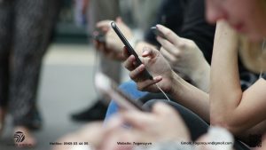 social media marketing cho phép doanh nghiệp đối thoại trực tiếp với khách hàng