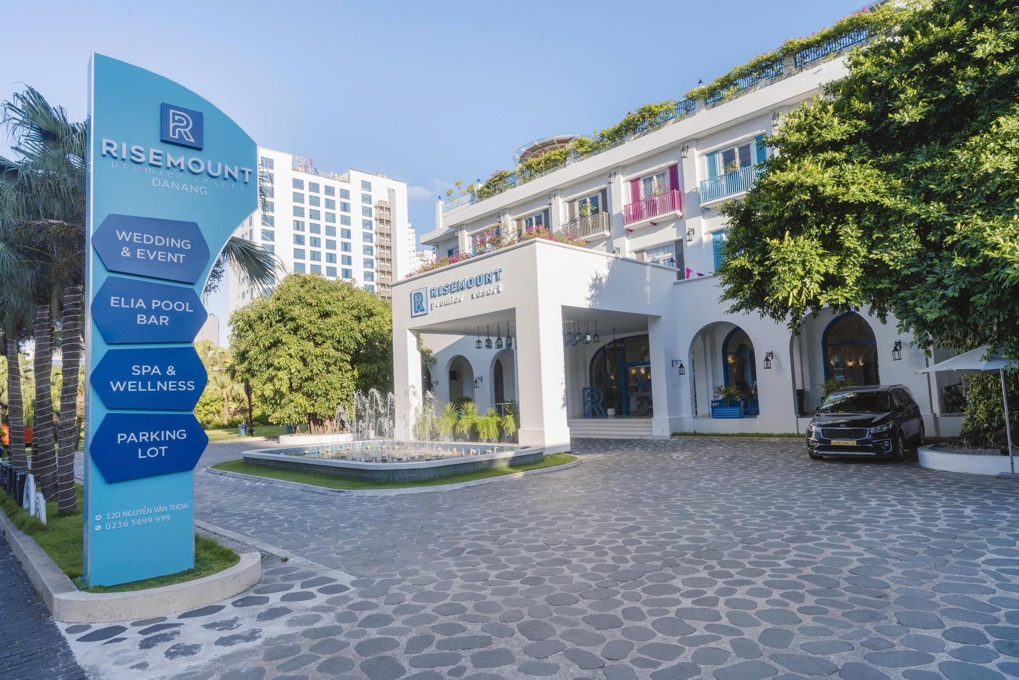 Sảnh chính tại Risemount Premier Resort Danang