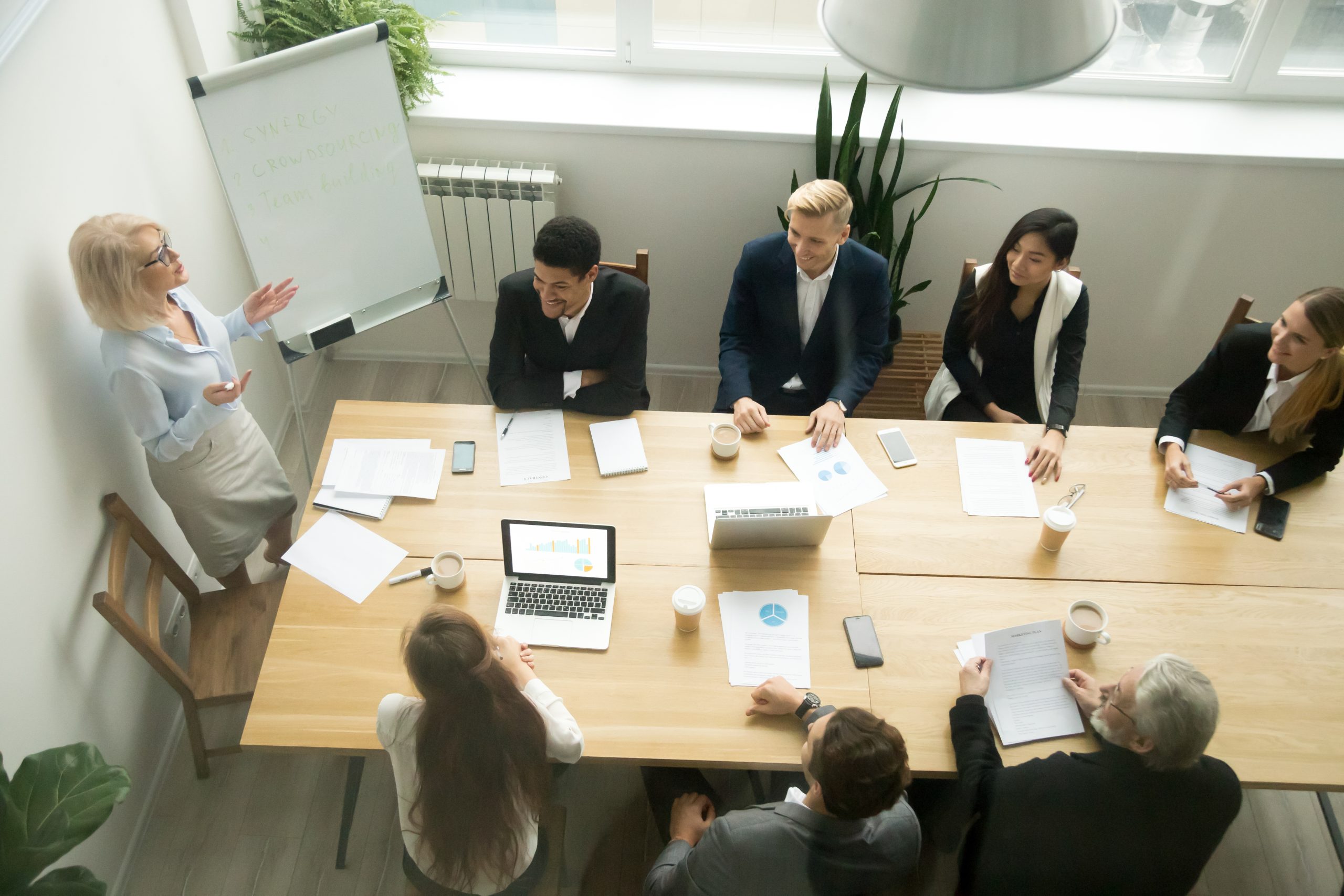 Các vị trí thường áp dụng mô hình inhouse hoặc outsource